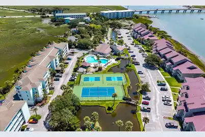 4 Mariners Cay Drive W, Folly Beach, SC 29439 - Photo 19