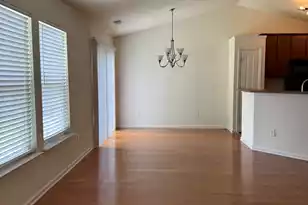 3382 Middlesboro Ave, Summerville, SC 29485 - Photo 5