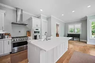 3055 Yachtsman Drive, Mount Pleasant, SC 29466 - Photo 3