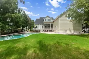 3055 Yachtsman Dr, Mount Pleasant, SC 29466 - Photo 7