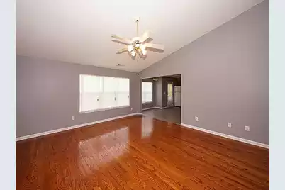 130 Hainsworth Drive, North Charleston, SC 29418 - Photo 3