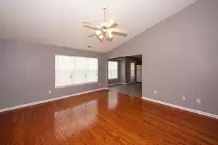 130 Hainsworth Dr, North Charleston, SC 29418 - Photo 3