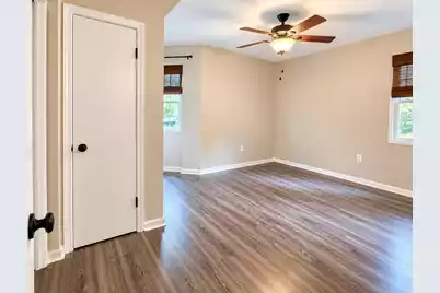 1054 Anna Knapp #Apt 6B, Mount Pleasant, SC 29464 - Photo 3