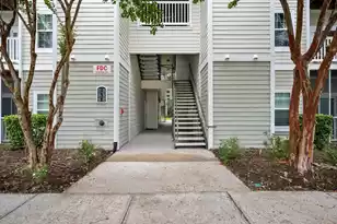 1300 Park West Blvd, Mount Pleasant, SC 29466 - Photo 15