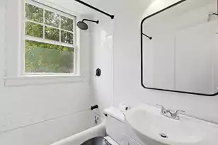 63 Rutledge Ave, Charleston, SC 29401 - Photo 15