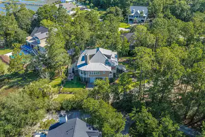 374 Commonwealth Road, Mount Pleasant, SC 29466 - Photo 9