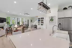 374 Commonwealth Rd, Mount Pleasant, SC 29466 - Photo 21
