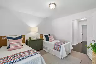 421 Woodland Shores Rd, Charleston, SC 29412 - Photo 33