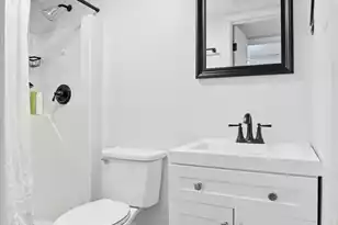 37 F St #A, Charleston, SC 29403 - Photo 21