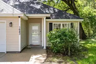 1683 Pierpont Ave, Charleston, SC 29414 - Photo 3