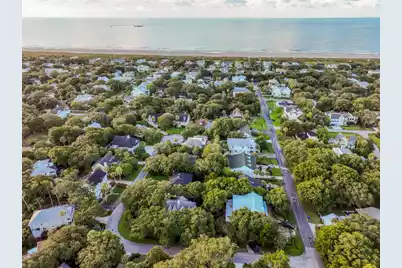 1 Wills Way, Isle Of Palms, SC 29451 - Photo 17