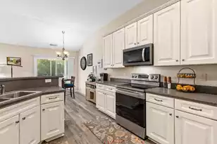 7456 Painted Bunting Way, Hanahan, SC 29410 - Photo 5