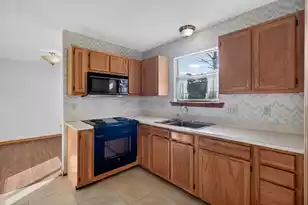 1429 Foxtail Pine Rd, Ladson, SC 29456 - Photo 11
