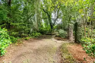 691 Dobester Ave, Charleston, SC 29412 - Photo 23