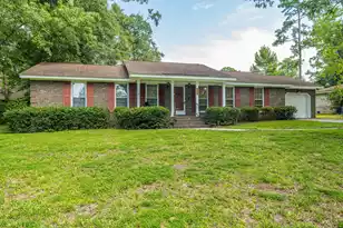 109 Pointer Dr, Summerville, SC 29485 - Photo 1