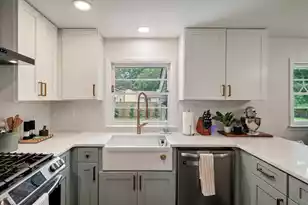 855 Emily Dr, Charleston, SC 29407 - Photo 11