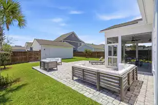 393 Oak Park St, Summerville, SC 29486 - Photo 31