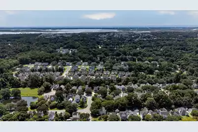 2452 Fulford Court, Mount Pleasant, SC 29466 - Photo 57