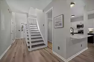 2452 Fulford Ct, Mount Pleasant, SC 29466 - Photo 15
