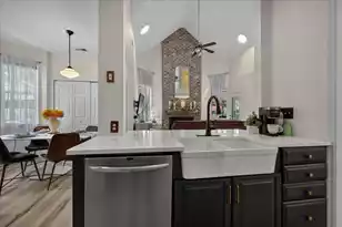 2452 Fulford Ct, Mount Pleasant, SC 29466 - Photo 19