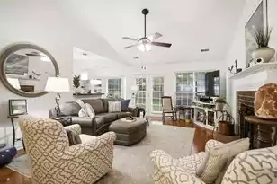 743 Lavalier Square, Mount Pleasant, SC 29464 - Photo 5
