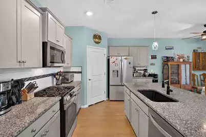 165 Oakwood Boulevard, Summerville, SC 29486 - Photo 13