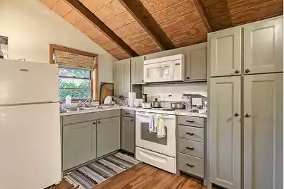 2001 Central Avenue, Summerville, SC 29483 - Photo 7