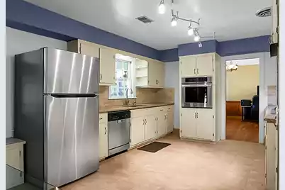2041 Old Fort Avenue, Charleston, SC 29414 - Photo 13