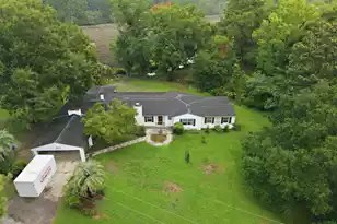 2041 Old Fort Ave, Charleston, SC 29414 - Photo 5