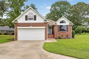 18 Ridge Lake Dr, Manning, SC 29102 - Photo 1