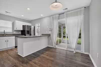 1100 Pine Bluff Drive, Summerville, SC 29483 - Photo 5