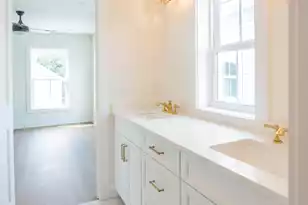 42 Cooper St, Charleston, SC 29403 - Photo 17
