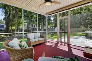 111 Bonneau Ct, Summerville, SC 29485 - Photo 7