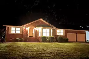 104 Blue Heron Dr, Summerville, SC 29485 - Photo 1