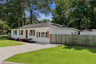 301 Laurel Ave, Goose Creek, SC 29445 - Photo 5