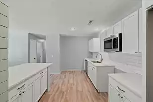 301 Laurel Ave, Goose Creek, SC 29445 - Photo 15