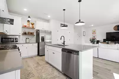 245 Parkwood Vista Way, Summerville, SC 29486 - Photo 15