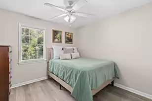 166 Heritage Cir, Mount Pleasant, SC 29464 - Photo 15