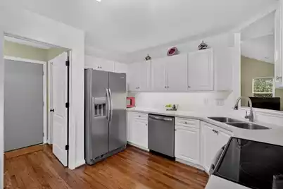 8 Latham Circle, Charleston, SC 29407 - Photo 15