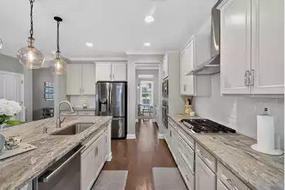 1640 Fort Palmetto Circle, Mount Pleasant, SC 29466 - Photo 13