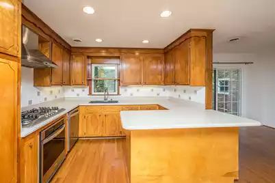 427 Parkdale Drive, Charleston, SC 29414 - Photo 7