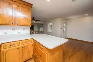427 Parkdale Dr, Charleston, SC 29414 - Photo 9