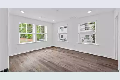 4034 Cornwell Avenue, North Charleston, SC 29405 - Photo 3