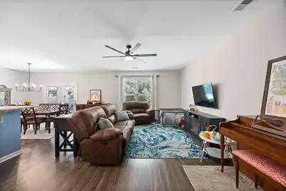 554 Wynfield Forest Drive, Summerville, SC 29485 - Photo 9