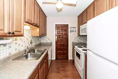 8425 Deerwood Drive, North Charleston, SC 29406 - Photo 17