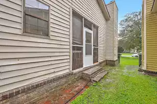 406 Erskine St, Ladson, SC 29456 - Photo 25