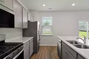 805 Crocus St, Moncks Corner, SC 29461 - Photo 23