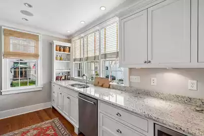 18 Water Street, Charleston, SC 29401 - Photo 25