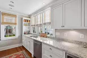 18 Water St, Charleston, SC 29401 - Photo 25