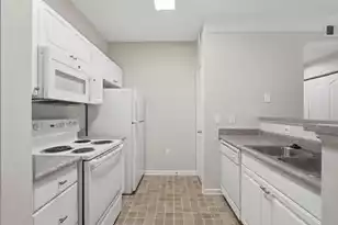 1300 Park West Blvd, Mount Pleasant, SC 29466 - Photo 11
